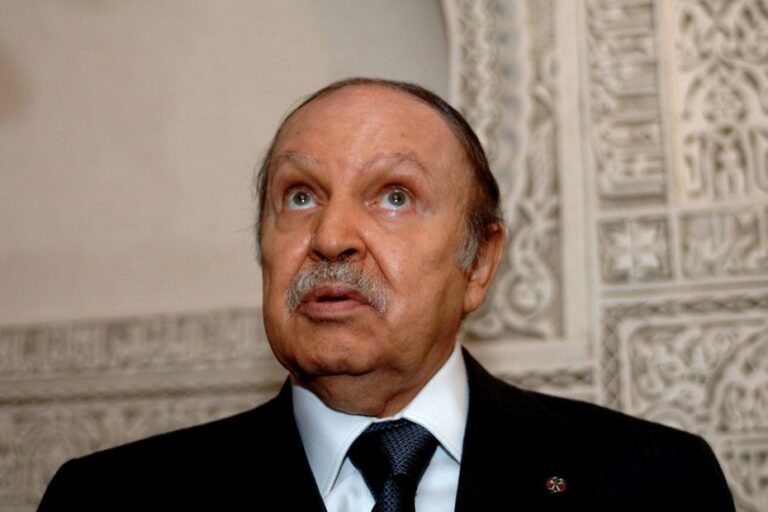 L’imposture Bouteflika et nos serviables éditorialistes Par Mohamed Benchicou