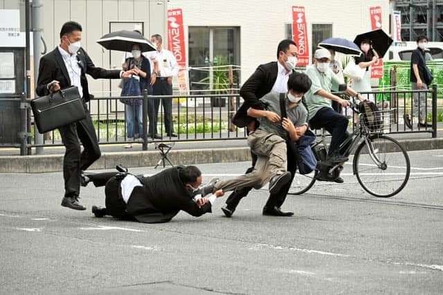 Shinzo Abe tué par un militant