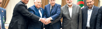 Quand Tebboune accueillait le chef politique du Hamas à Alger avec Mahmoud Abbas.