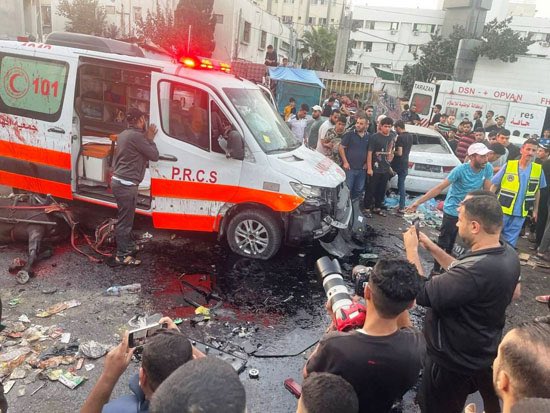 Ambulance bombardée