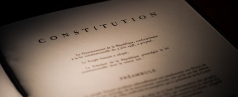 Constitution française.