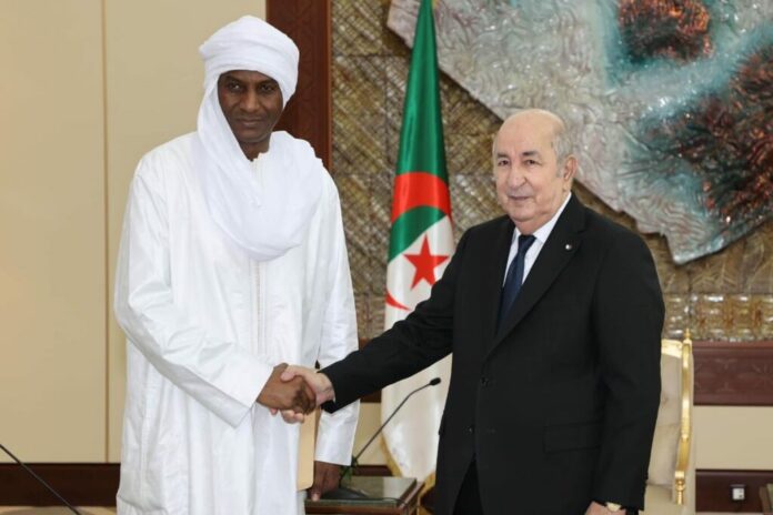 Le chef du gouvernement du Niger avec Tebboune.