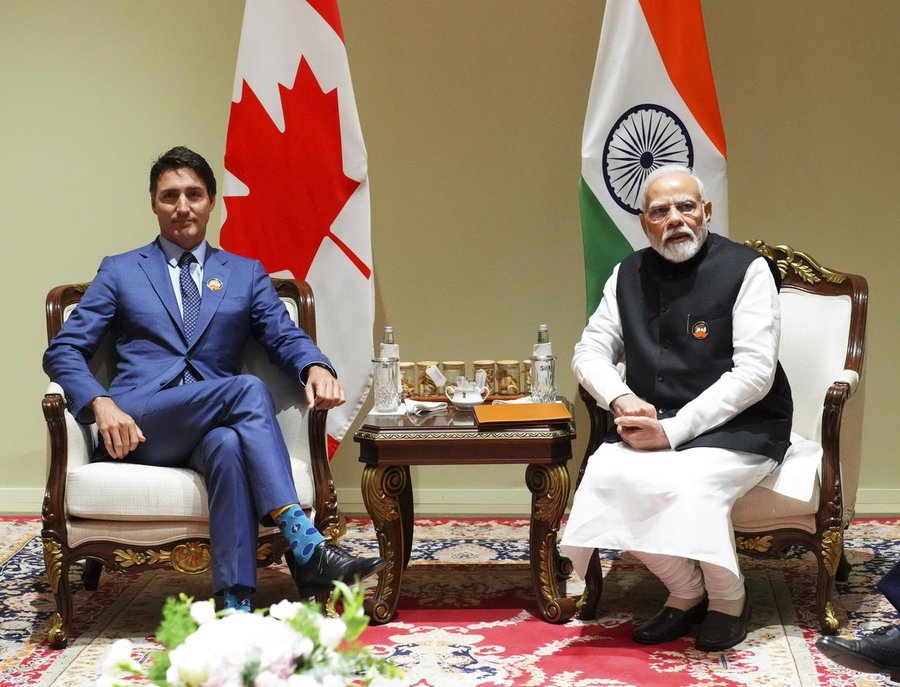 Les premiers ministres canadien et indien