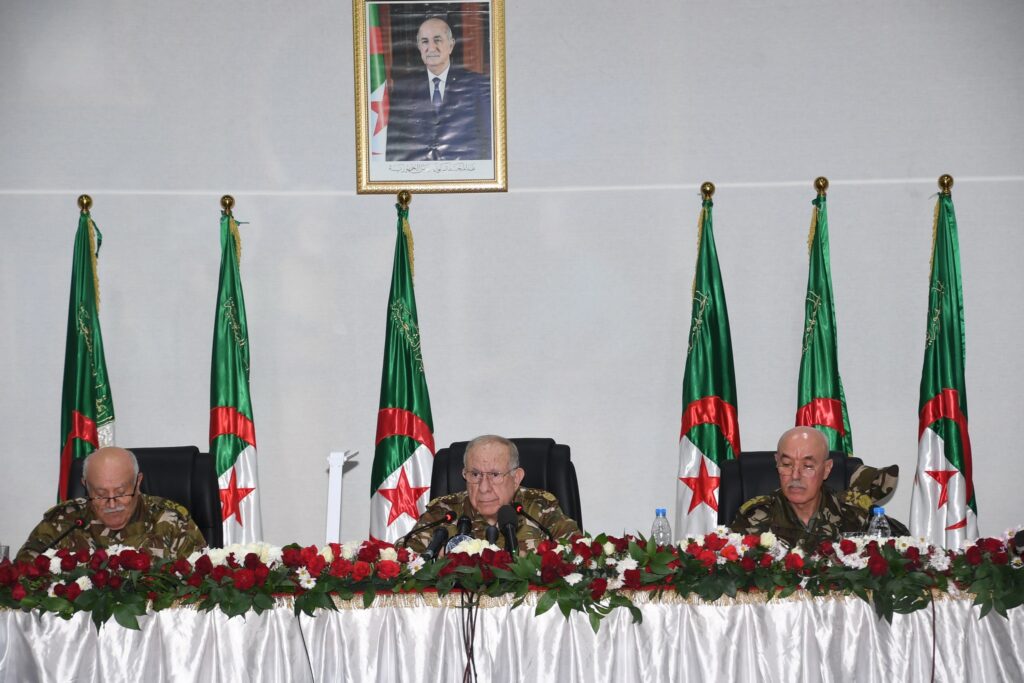 Saïd Chanegriha et le général-major Nacereddine Foudhil