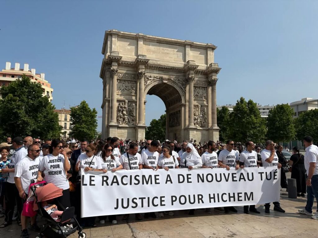 500 personnes réunies à Marseille pour une marche blanche contre un "crime raciste"
