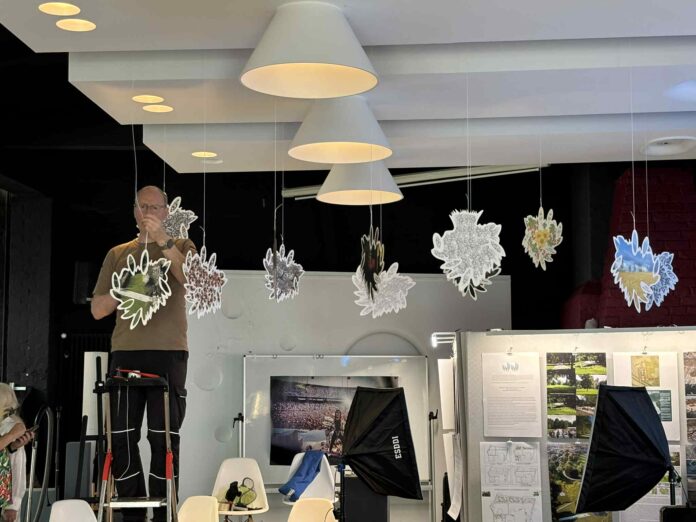 Kamel Louafi À la Galerie Kunstladen – Hanovre (Allemagne)