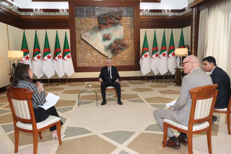 Prestation télévisée de Tebboune : quand la parole présidentielle devient un monologue