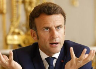 Emmanuel Macron «nommera un Premier ministre d’ici 48 heures» Macron