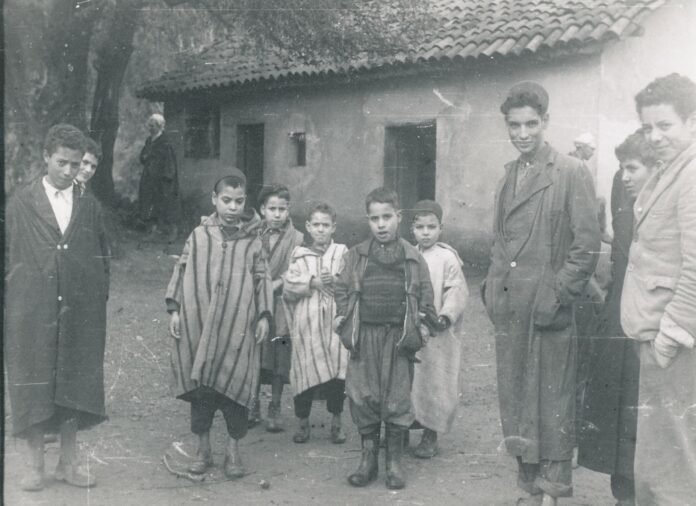 Des enfants dans la guerre