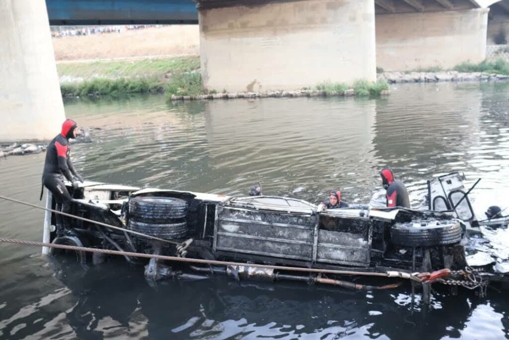 Bus dans oued El Harrach : 18 morts