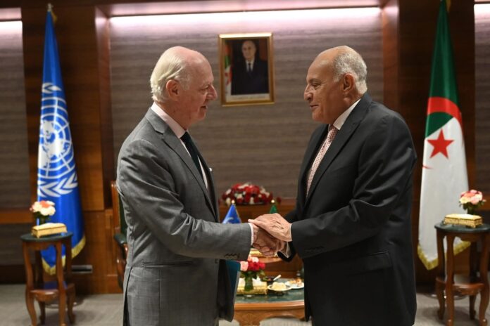 Ahmed Attaf et Staffan de Mistura.