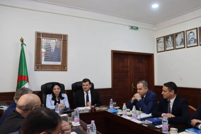 Réunion avec la ministre du Commerce Walid Yacine et, Amal Abdelatif,