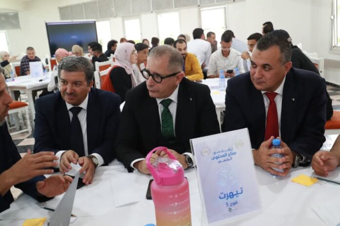 La présidence réunit les communicants