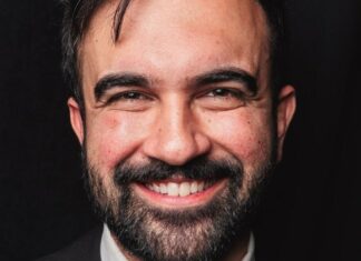 Bête noire de Donald Trump, Zohran Mamdani va diriger New York Bête noire de Donald Trump et figure montante de la gauche américaine, Zohran Mamdani s’apprête à devenir, le 1ᵉʳ janvier 2026, le nouveau maire de New York, la plus grande ville des États-Unis.