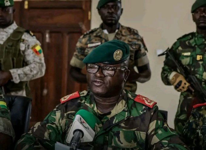 Les militaires déclarent avoir pris le "contrôle total de la Guinée-Bissau.