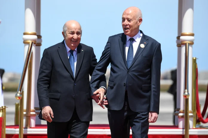 Tebboune et Kaïs Saied