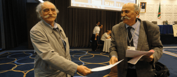 Le professeur Maaoui avec le professeur Djilali