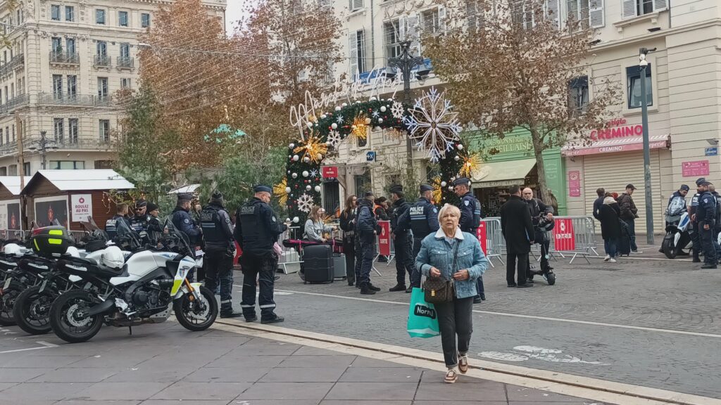 Des policiers à Marseille.