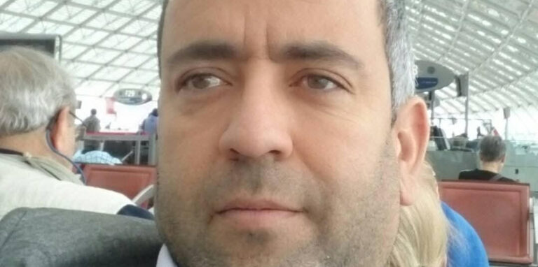 Nîmes (France) : un fils tue son père, psychologue