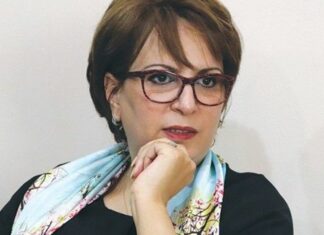 Institut supérieur des métiers des arts du spectacle de Bordj El Kiffan : les étudiants interpellent la ministre de la Culture Malika Bendouda.