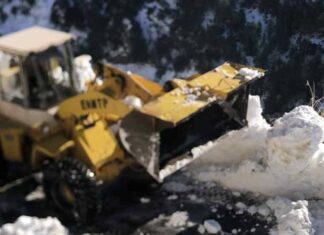 Intempéries : plusieurs axes routiers entre Bouira et Tizi-Ouzou fermés à la circulation Neige : routes coupées en Kabylie