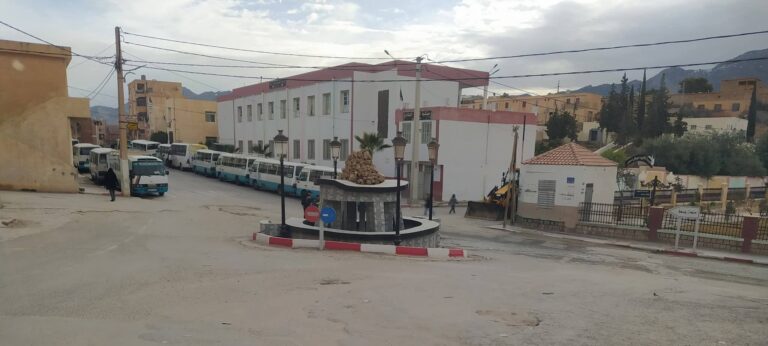 Algérie : transporteurs en grève, la rentrée scolaire sous tension