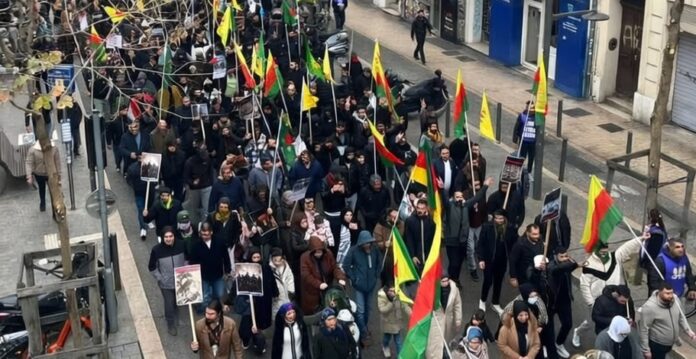 Marche de soutien au peuple kurde réprimé en Syrie et en Turquie.