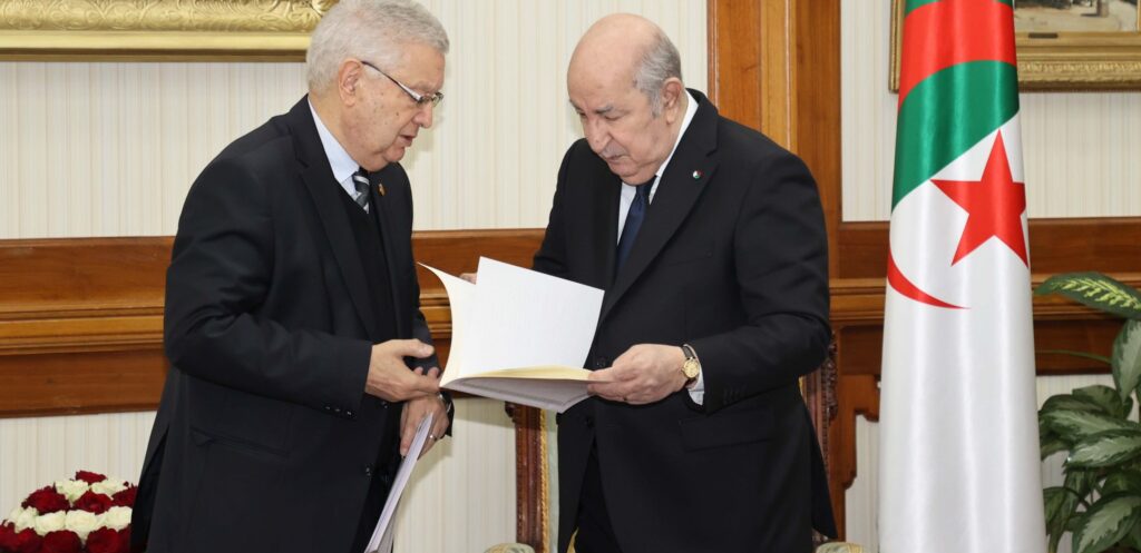 Azzouz Nasri, président du conseil de la nation reçu par Tebboune