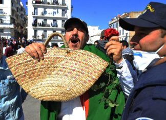 Quand la rumeur devient un enjeu politique : le pouvoir face au spectre d’une grève des commerçants Grève en Algérie.