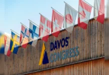 Oxfam dénonce des participants au FEM de Davos Sommet de Davos