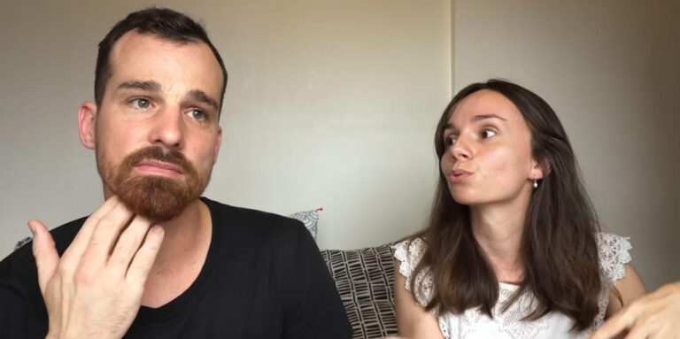 Road trip de surprises : deux vidéastes français expulsés d&rsquo;Algérie !